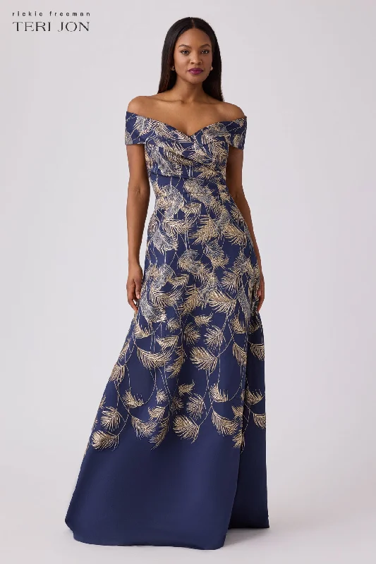 Elegant DressJacquard Leaf Pattern Gown