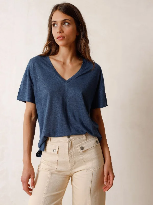 Men's Shirts with Abstract DesignsBasic V Neck TShirt - Indigo