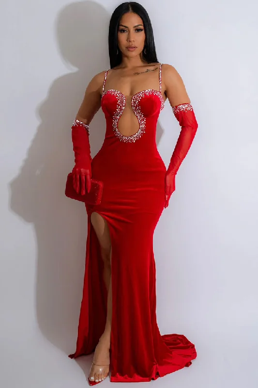 High-Neck DressGlamorous Gloved Rhinestone Sweetheart Neck Velvet Evening Maxi Dress - Red High-Neck DressGlamorous Gloved Rhinestone Sweetheart Neck Velvet Evening Maxi Dress - Red