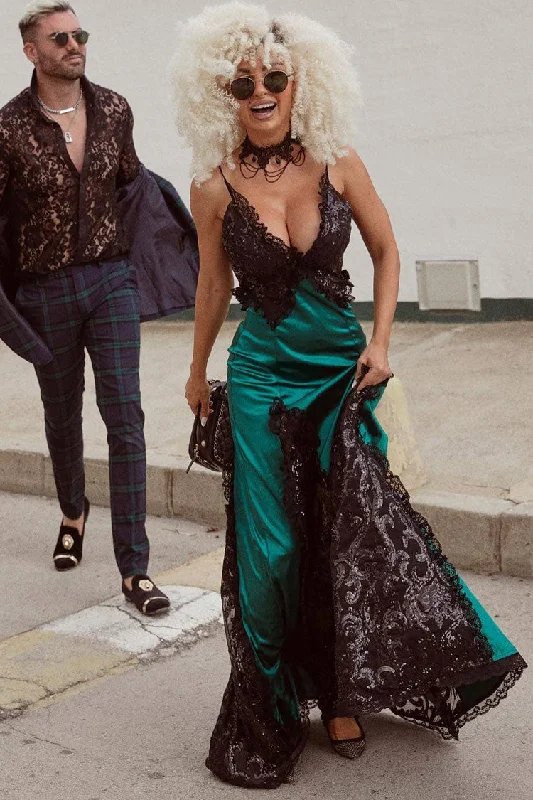Statement DressSparkly Sequin Lace Trim Deep V Split Sleeveless Evening Maxi Dress - Emerald Green Statement DressSparkly Sequin Lace Trim Deep V Split Sleeveless Evening Maxi Dress - Emerald Green