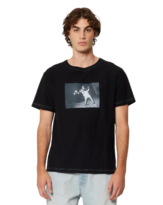 Men's Shirts with Geometric PatternsMen's Shredder Classic Tee