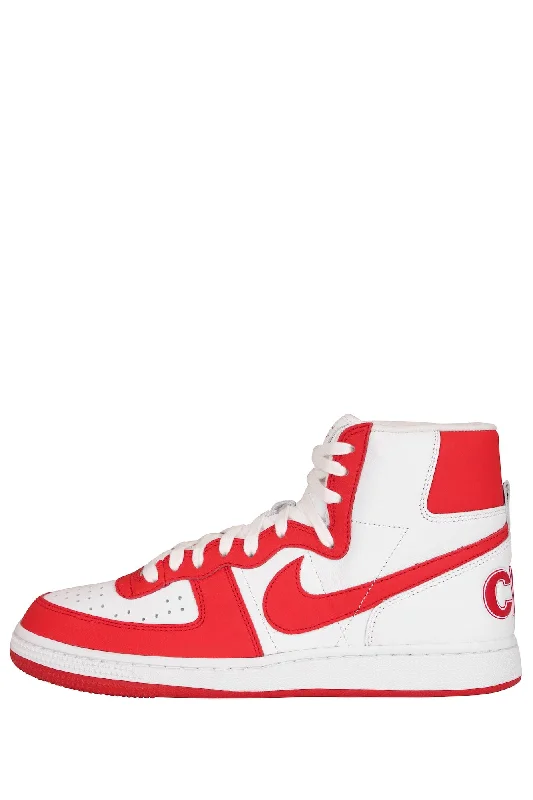 Men's Jeans with a Destroyed LookComme Des Garçons x Nike Terminator in White/University Red