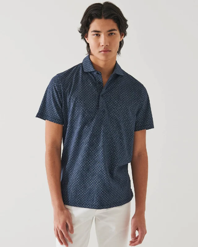 Men's Shirts with Raw-Edge HemlinesShort Sleeve Diamond Print Polo