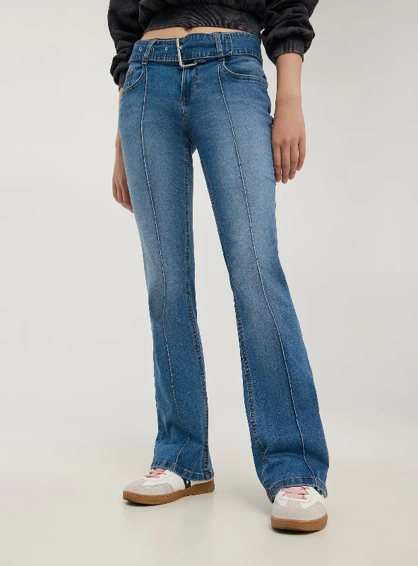 Latest Men's Jeans TrendsWoman Long pants jeans