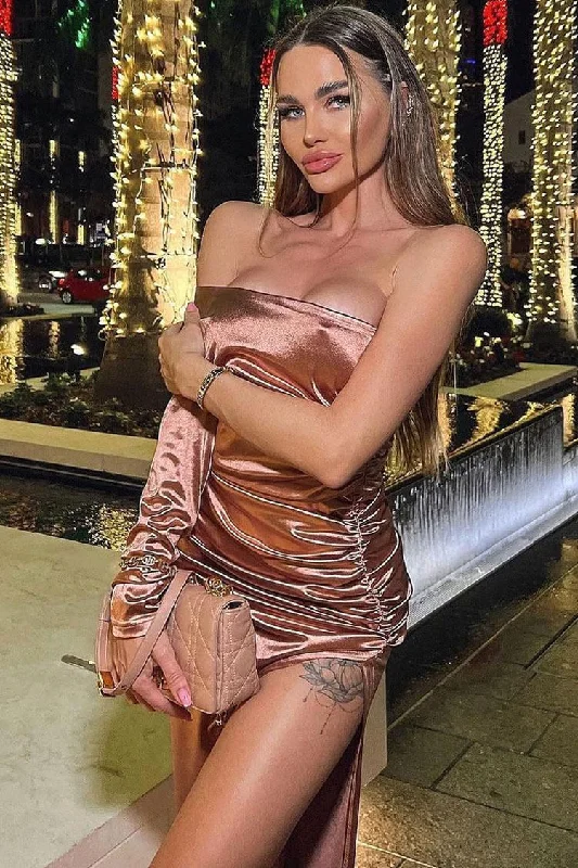 women's high-low dressesAsymmetrical One Shoulder Long Sleeve Ruched Split Evening Maxi Dress - Brown women's high-low dressesAsymmetrical One Shoulder Long Sleeve Ruched Split Evening Maxi Dress - Brown