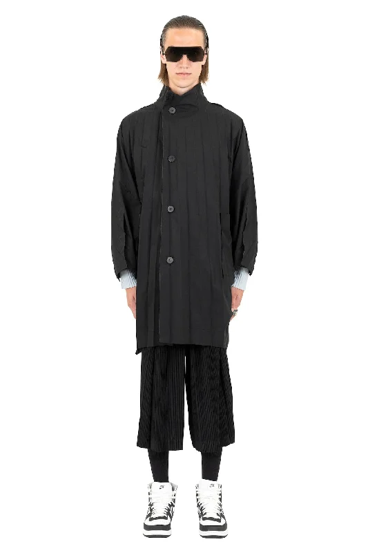 High-Quality Ripped Men's JeansHomme Plissé Edge Coat in Black