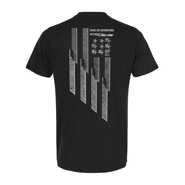 Men's Three-Quarter Sleeved TopsGraphic Tee | Angled Flag | Black