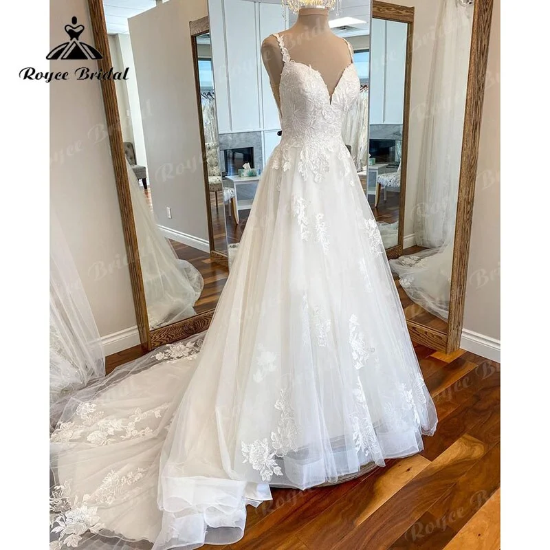 Sequined DressRoycebridal Lace Appliques A Line Spaghetti Straps Wedding Dresses Beach V Neck 2025 Boho Wedding Gowns Custom Made Off White Sequined DressRoycebridal Lace Appliques A Line Spaghetti Straps Wedding Dresses Beach V Neck 2025 Boho Wedding Gowns Custom Made Off White