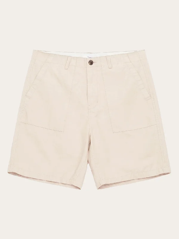Men's Pants with Moisture-Wicking PropertiesFLINT wide slub yarn shorts - GOTS/Vegan - Light feather gray