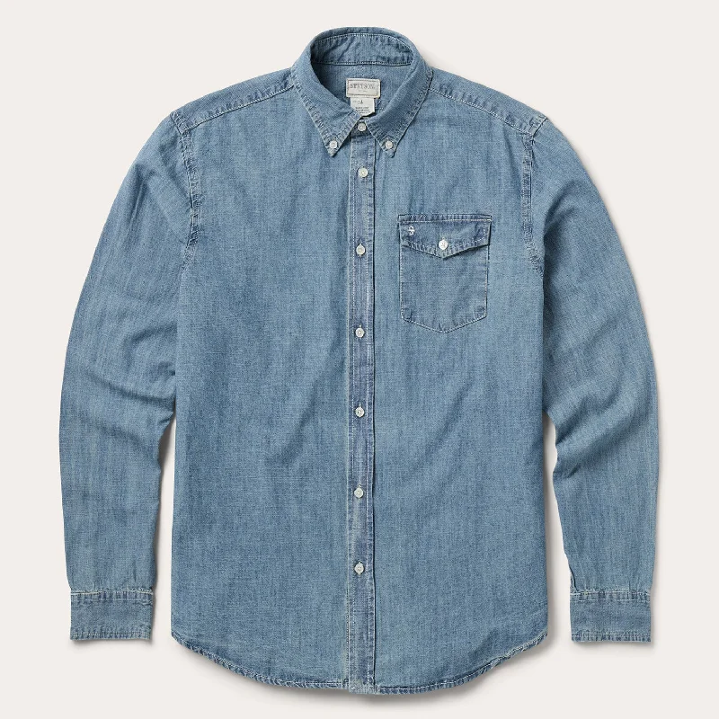 Men's Jeans with Fashionable RipsChambray Button-Down Shirt