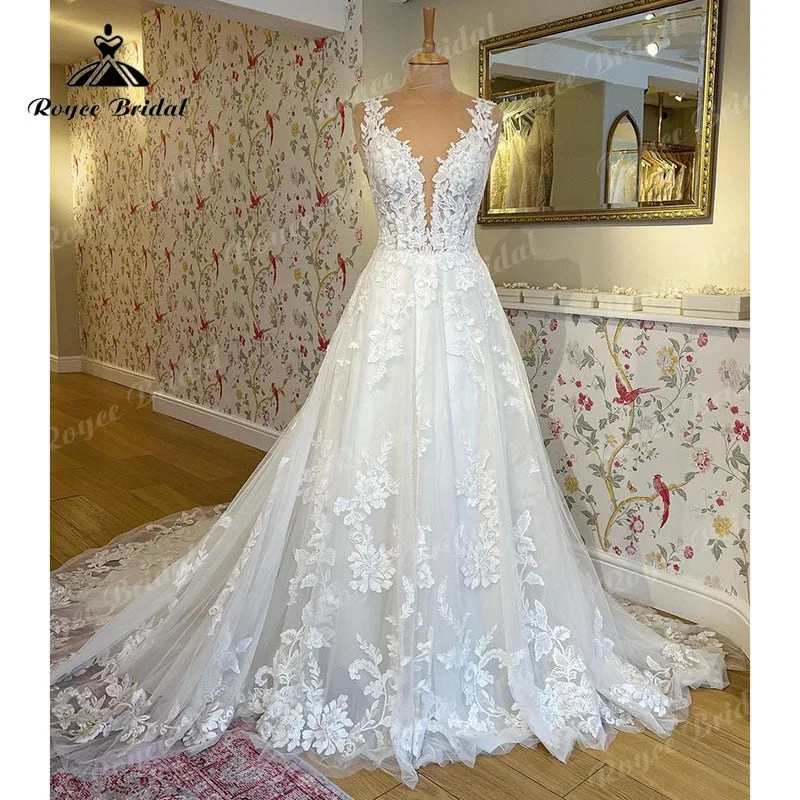Satin DressWedding Dress with V Neck 2025 Luxury Lace Appliques Bride Court Train Wedding Gown for Women Custom Made Vestidos de Novia Satin DressWedding Dress with V Neck 2025 Luxury Lace Appliques Bride Court Train Wedding Gown for Women Custom Made Vestidos de Novia