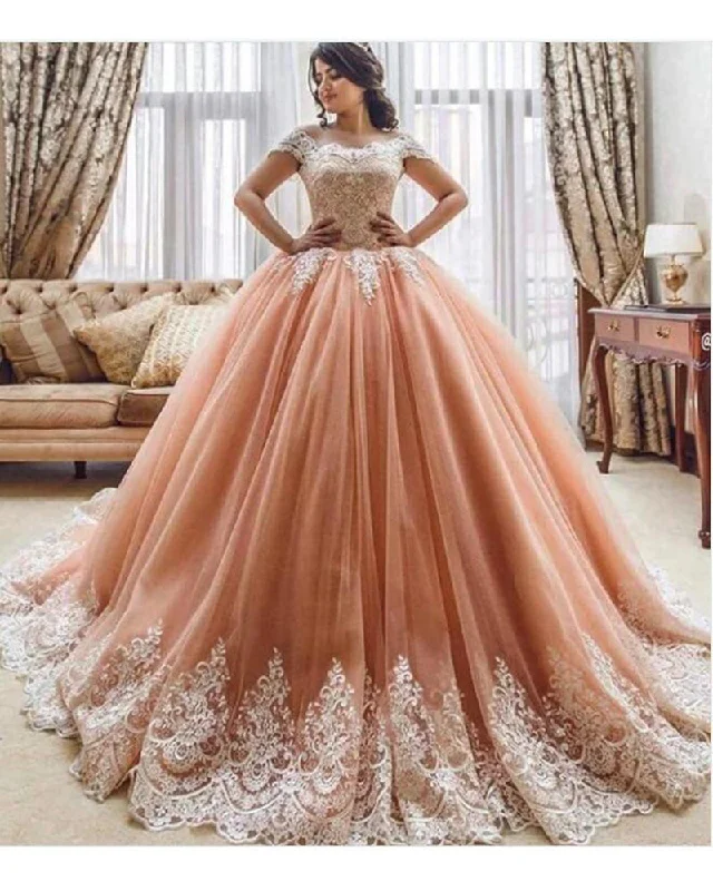 Scoop-Neck DressCoral Pink Ball Gown Prom Girls Sweet 16 Quinceanera Dress Wedding Gowns with Lace Scoop-Neck DressCoral Pink Ball Gown Prom Girls Sweet 16 Quinceanera Dress Wedding Gowns with Lace