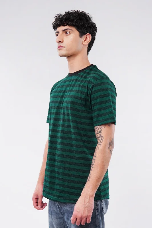 Men's Shirts with Embroidered DesignsStriped Curved Hem T-Shirt - Green