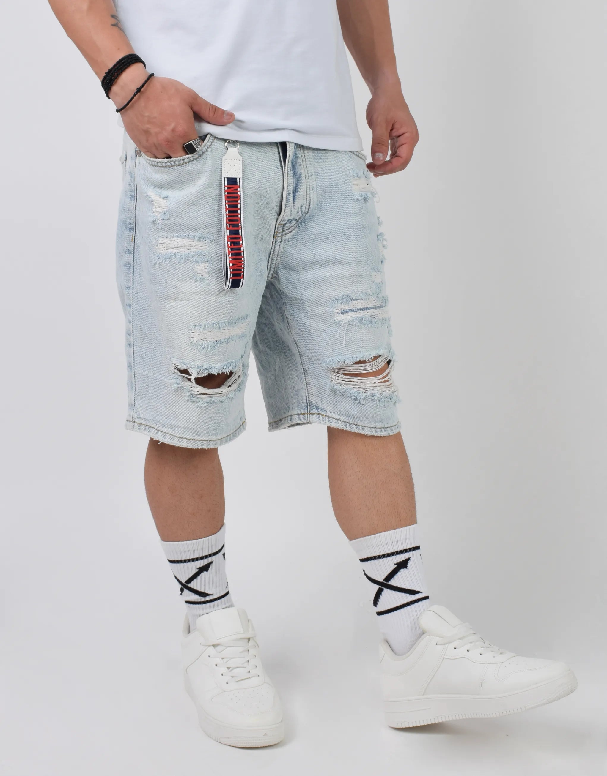 Men's Pants with Cargo PocketsDenim Short
