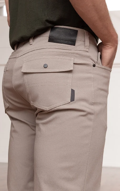 Men's Pants with Reflective Stripes for SafetyTECH STRETCH WORK SHORT