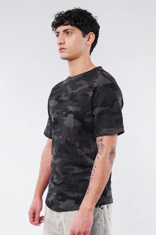 Men's Tailored Shirts for a Professional AppearanceCurved Hem Camouflage T-Shirt - Black & Grey