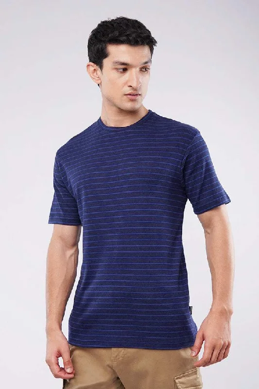 Elegant Men's Dress ShirtsStriped T-Shirt - Blue