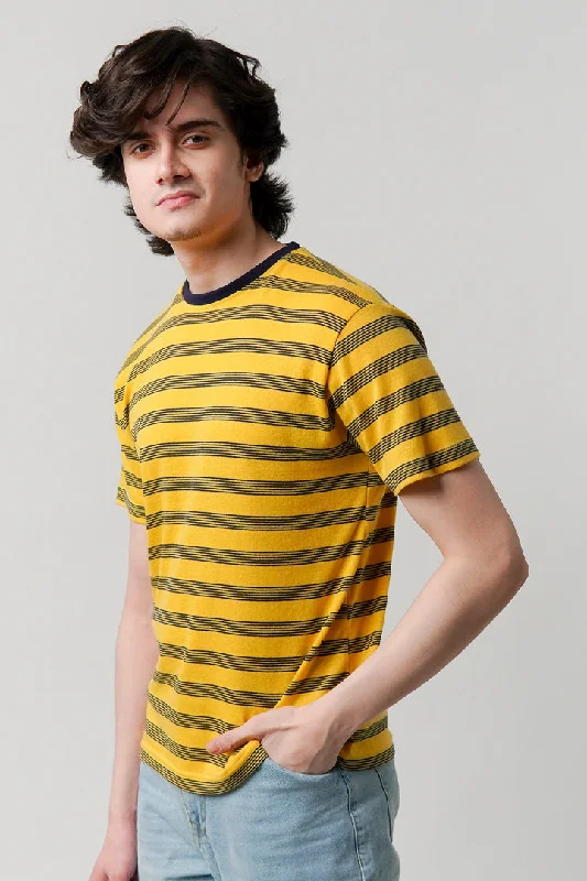Men's Shirts with Spread CollarsStriped T-Shirt - Yellow