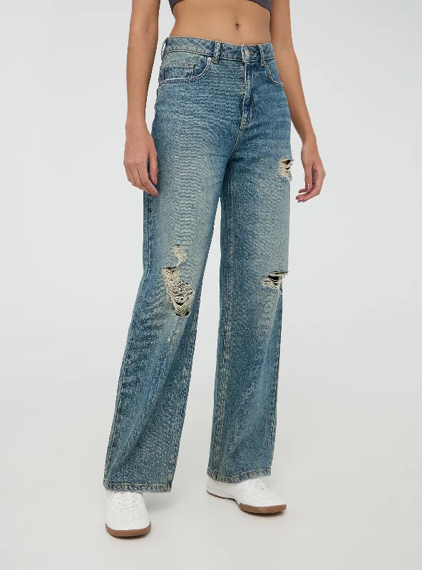 Fashion-Forward Men's JeansWoman Long pants jeans