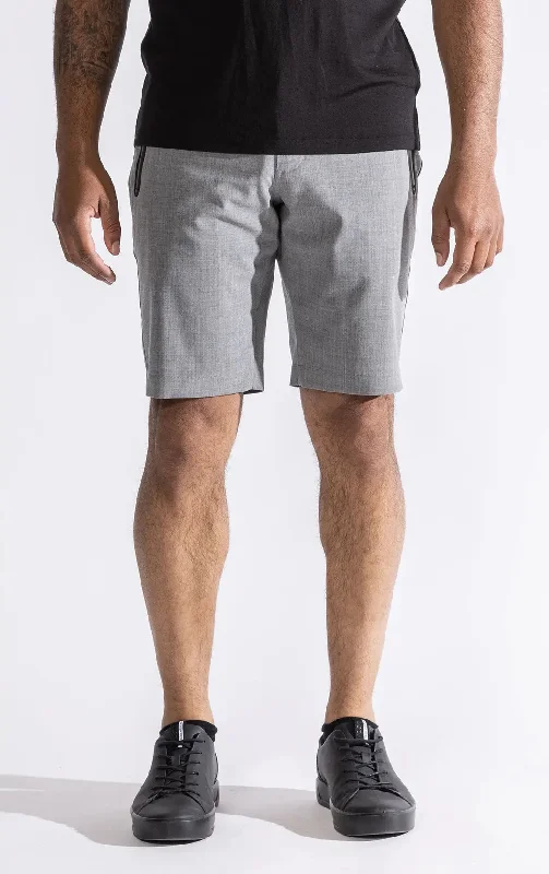 Men's Button-Fly Pants for a Traditional TouchTAILORED SUMMER WOOL BLEND SHORT