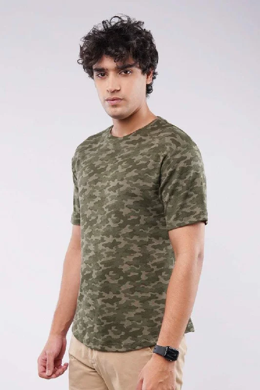 Men's Shirts with Pocket SquaresCurved Hem Camouflage T-Shirt - Green