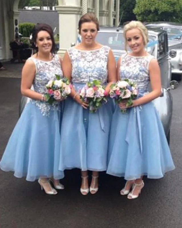 Sweetheart Neckline DressTea Length Short Bridesmaid Dresses Blue and White Lace Women Wedding Party Gown Sweetheart Neckline DressTea Length Short Bridesmaid Dresses Blue and White Lace Women Wedding Party Gown