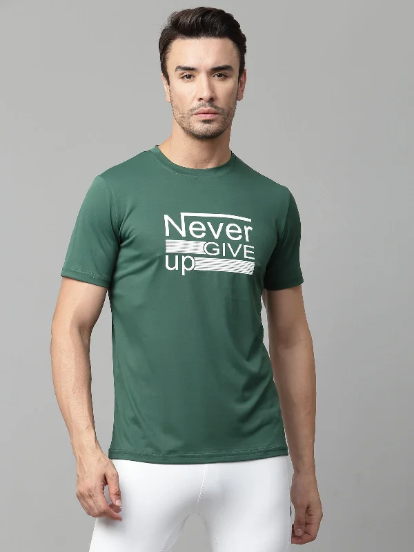 Men's Shirts with Pleated HemlinesJUMP USA Mens Green Typography Printed Polyester T-shirt Men's Shirts with Pleated HemlinesJUMP USA Mens Green Typography Printed Polyester T-shirt