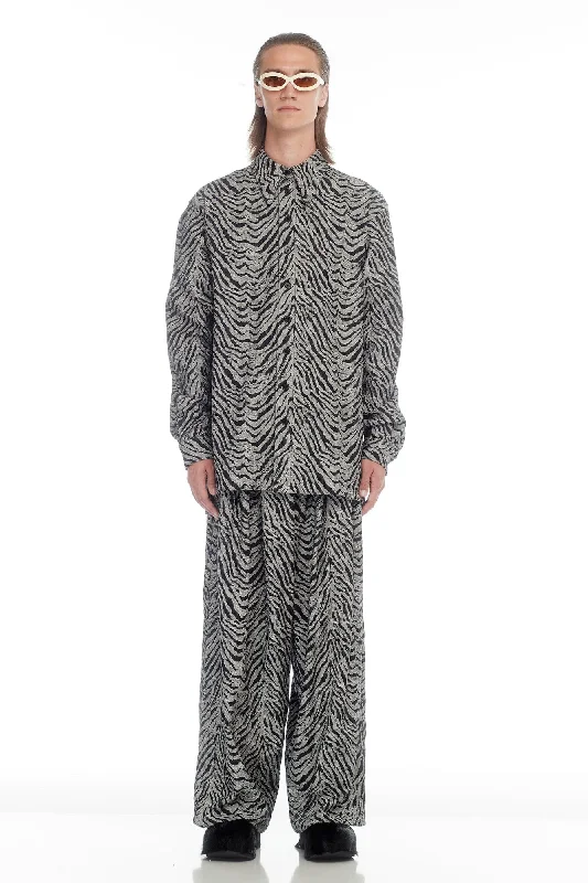 Elegant Men's JeansLu'u Dan Unisex Relaxed Long Sleeve Shirt in Black Tiger Jacquard