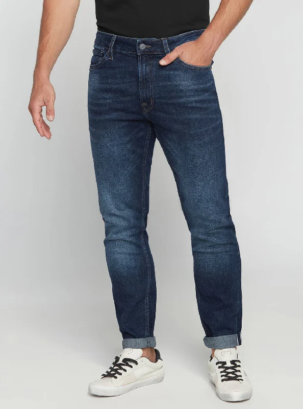 Casual Men's JeansLow-Rise Regular Tapered Drake Denim Jeans In Chosen Wash