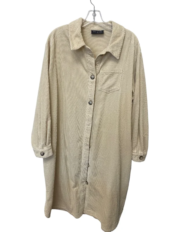 Practical Men's RaincoatsJacket Other By Lane Bryant In Cream, Size: 12